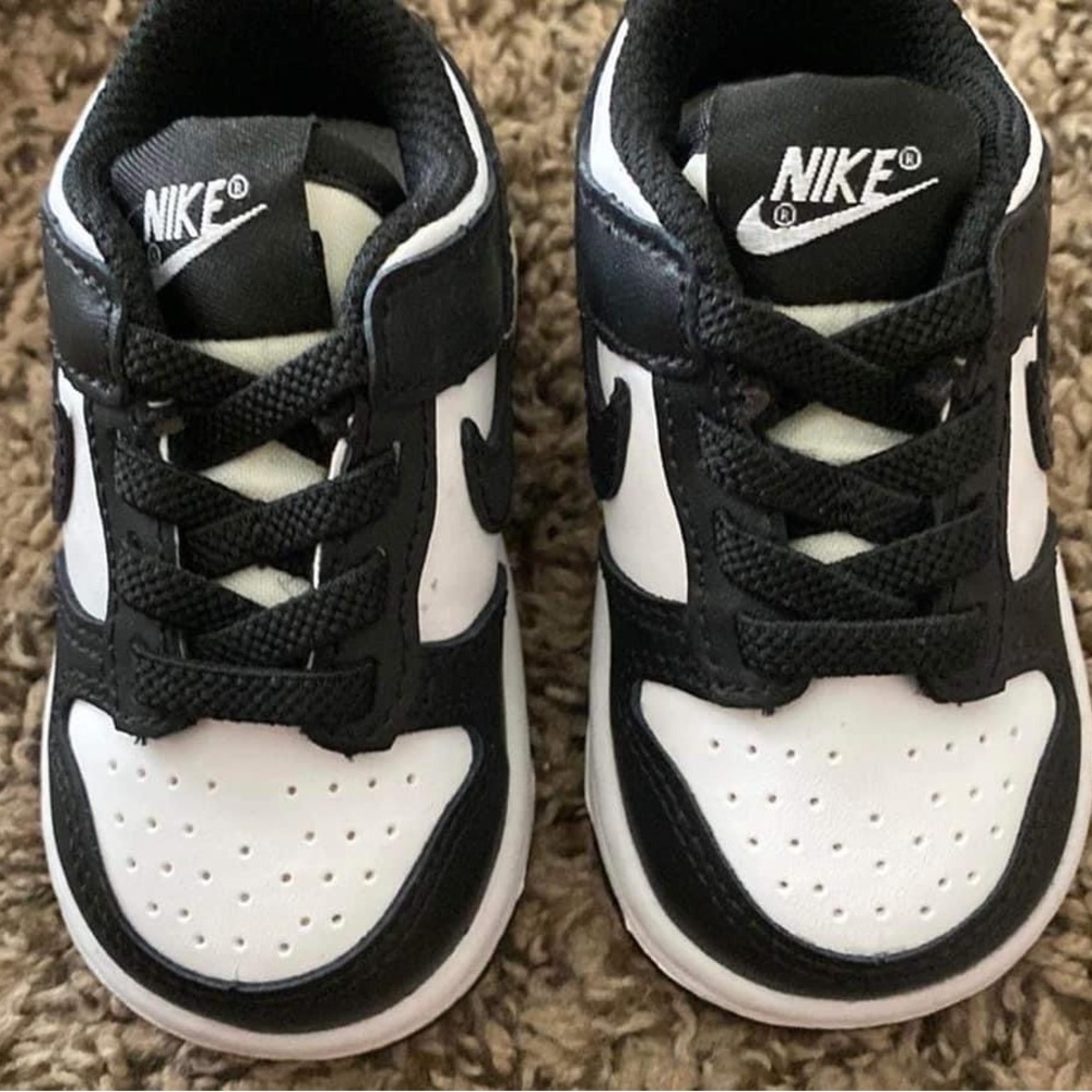 Panda Dunks